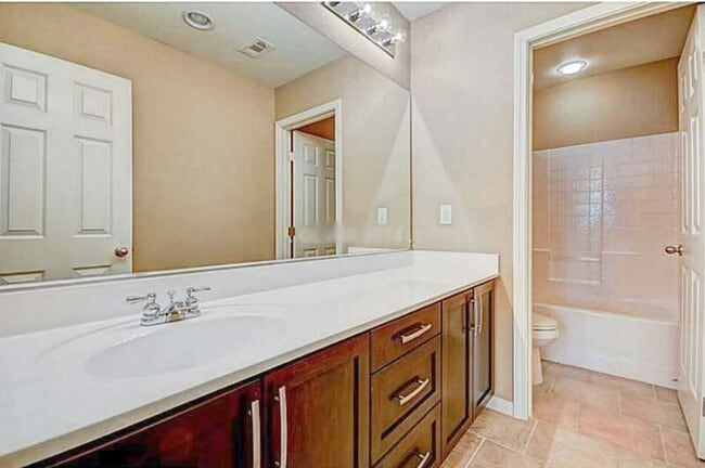 Building Photo - Rare Two Primary Home in Centennial Hills Community in Northwest