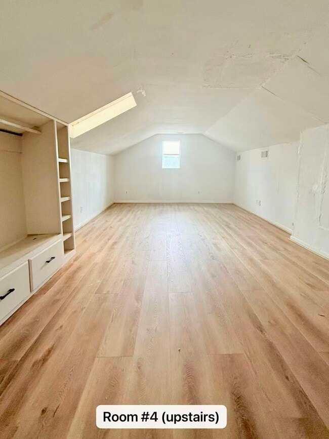 Building Photo - 6418 Gladewell Dr