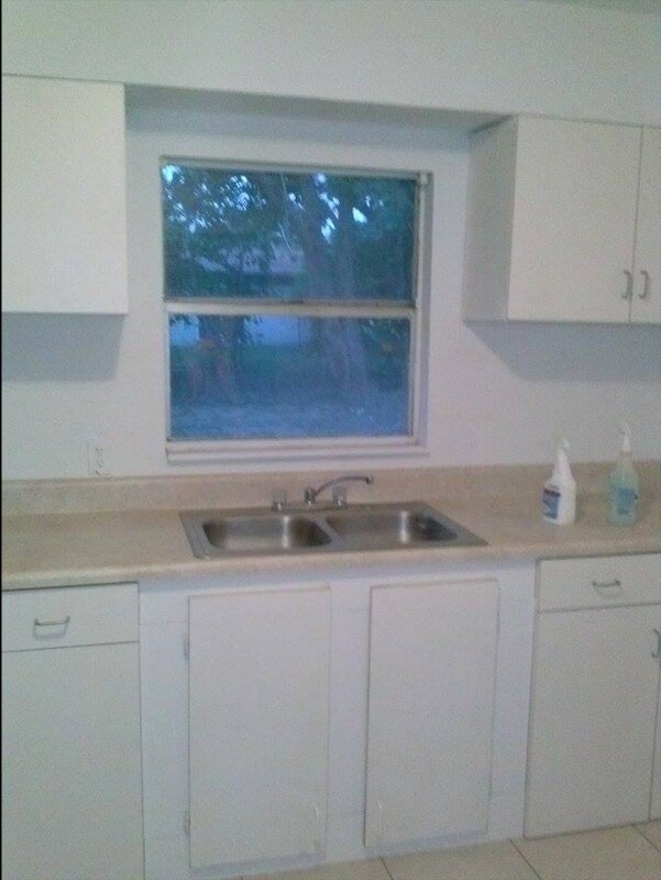 Building Photo - 1108 Carefree Cove Dr