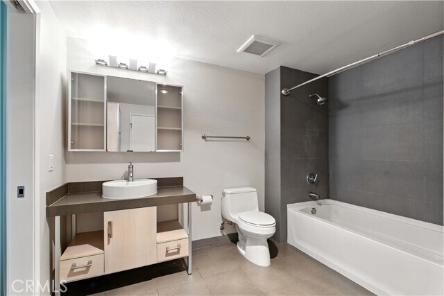 Building Photo - 1234 Wilshire Blvd