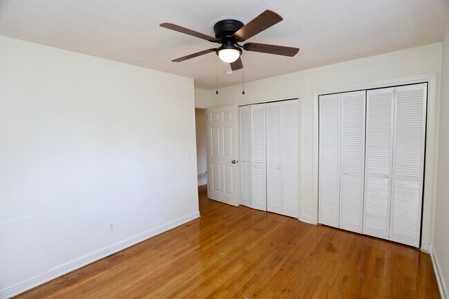 Building Photo - 1912 Dominion Dr