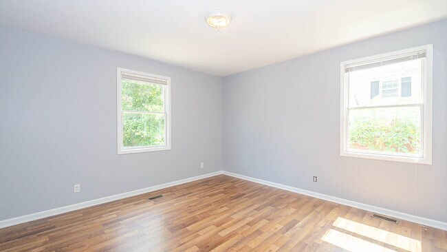 Building Photo - 1441 S State St