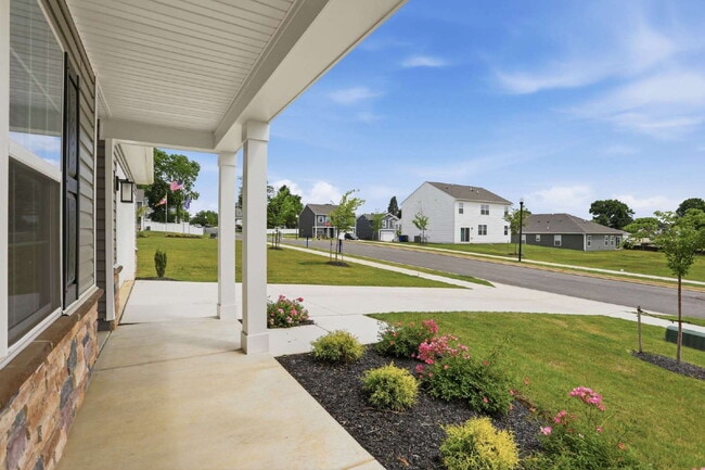 Building Photo - Welcome Home to This Beautiful 4-Bedroom Ranch-Style Gem