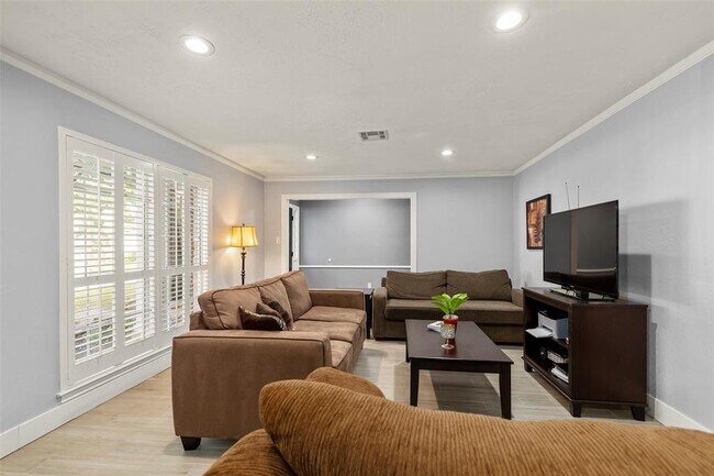Building Photo - 12423 Honeywood Trail