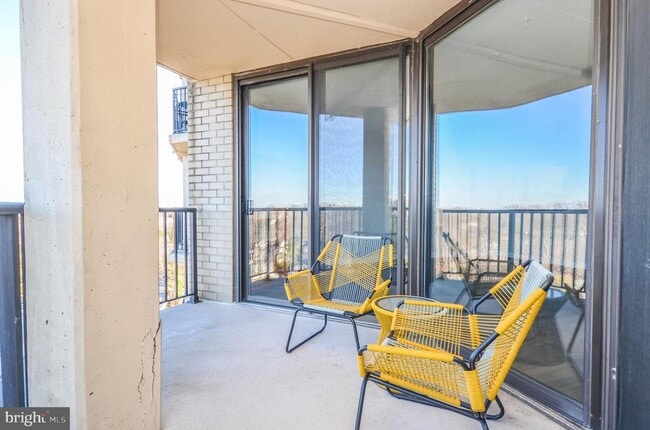 Building Photo - 4242 East-West Hwy