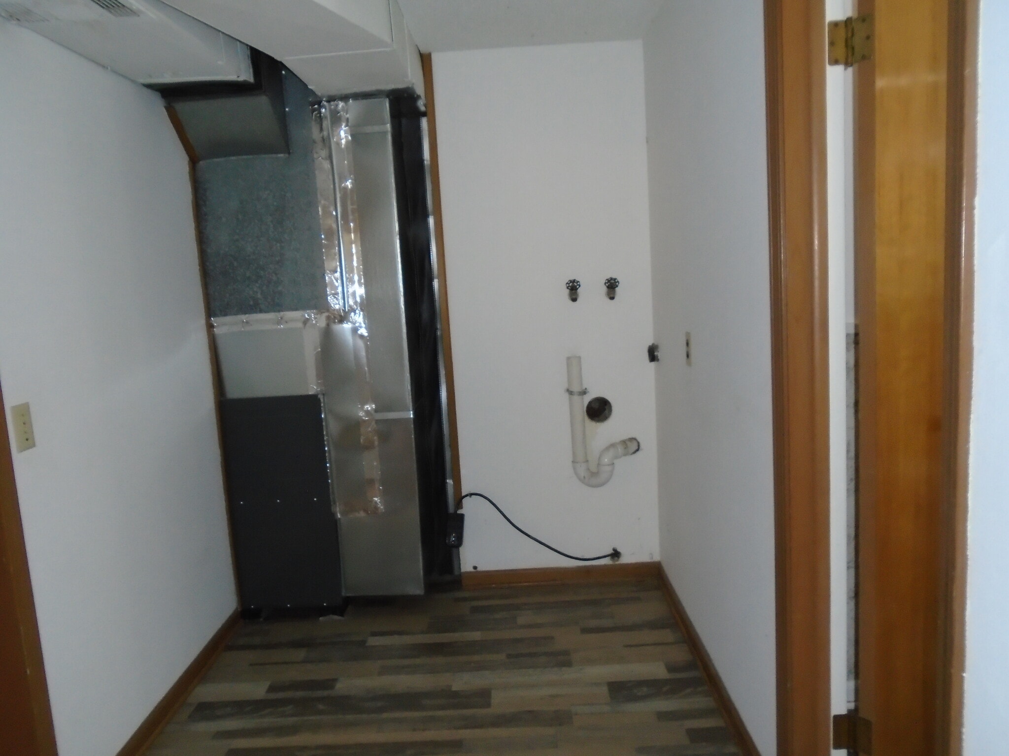 Building Photo - 1201 Midyett Rd