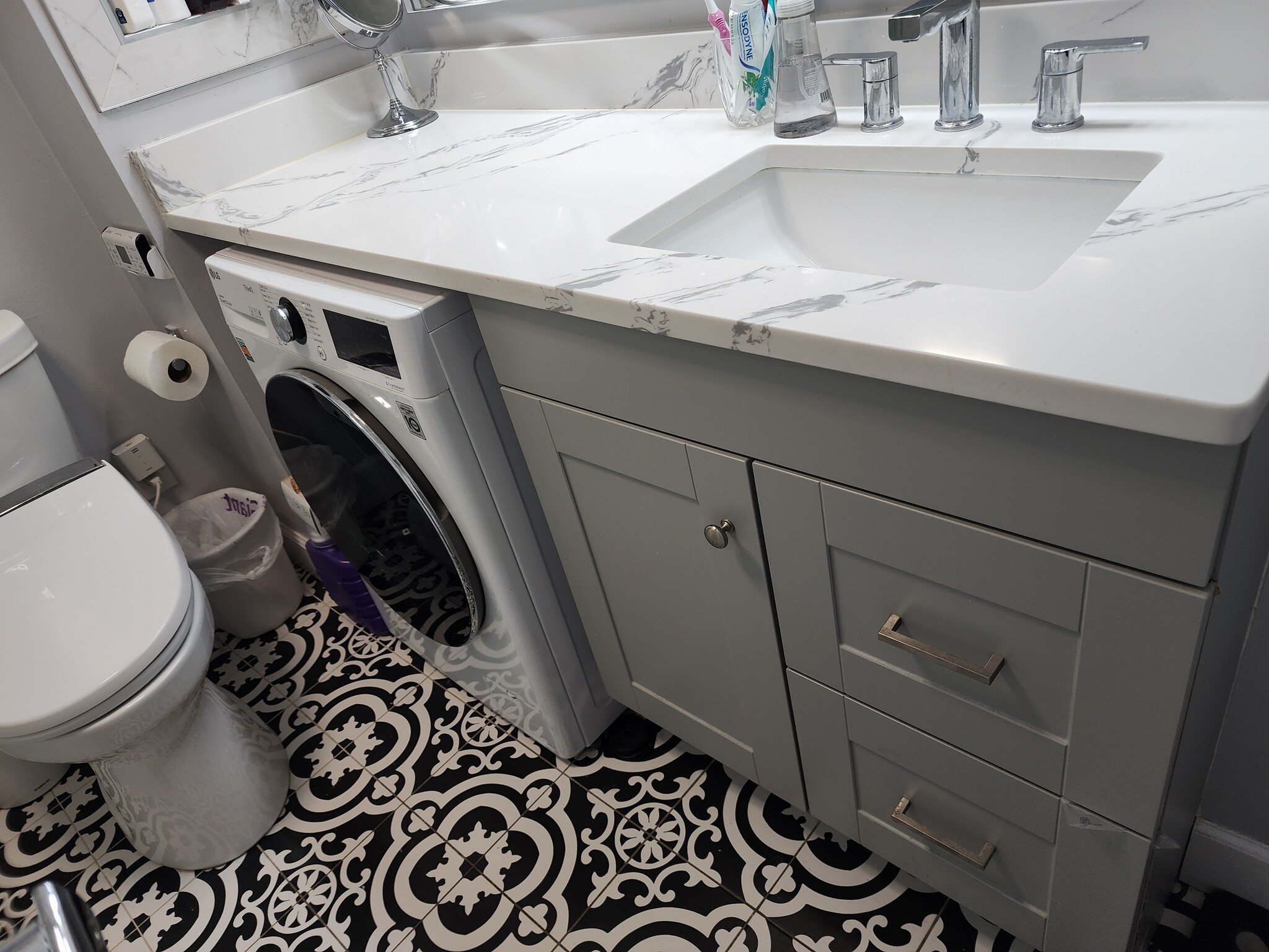 Building Photo - 301 N Beauregard St