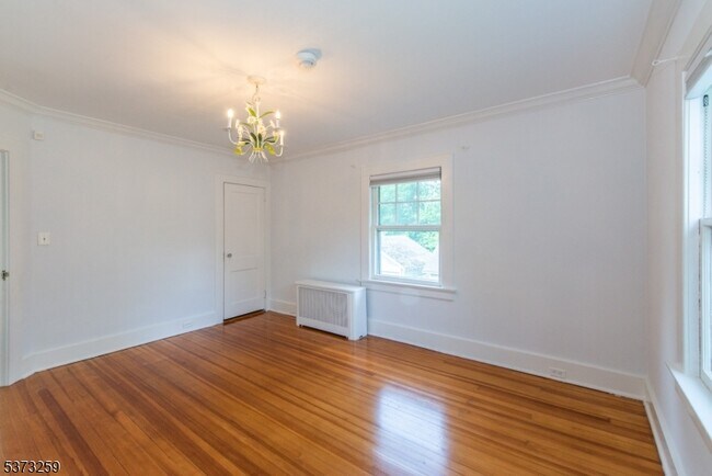 Building Photo - 69 Gordonhurst Ave