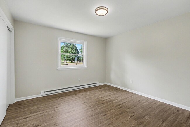Building Photo - 7610 Grove Ave