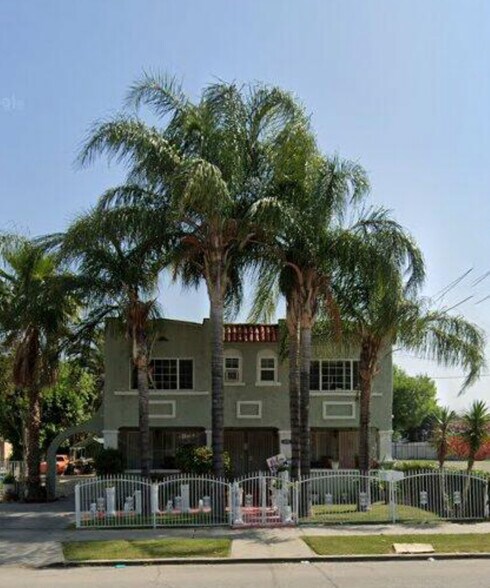 Building Photo - 1279 W 9th St