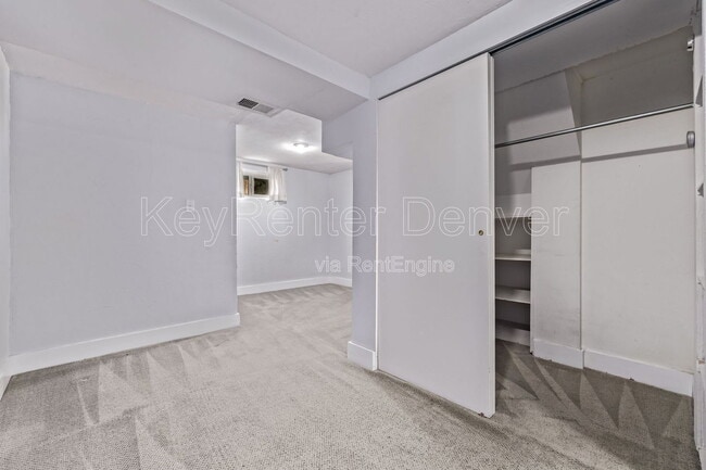 Building Photo - 4654 N Bryant St