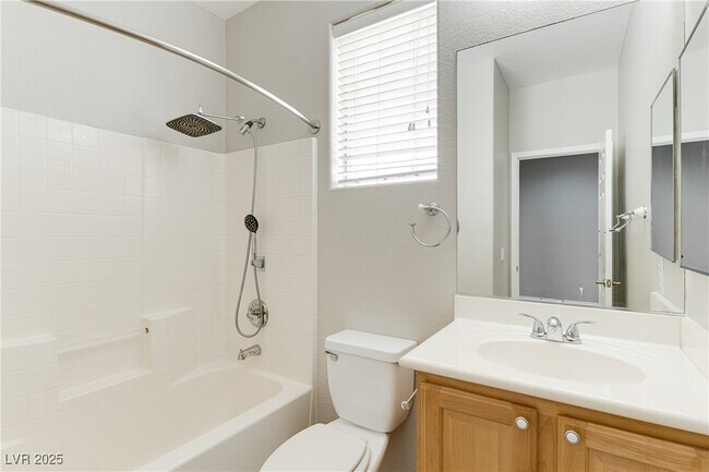 Building Photo - 1221 Sonatina Dr