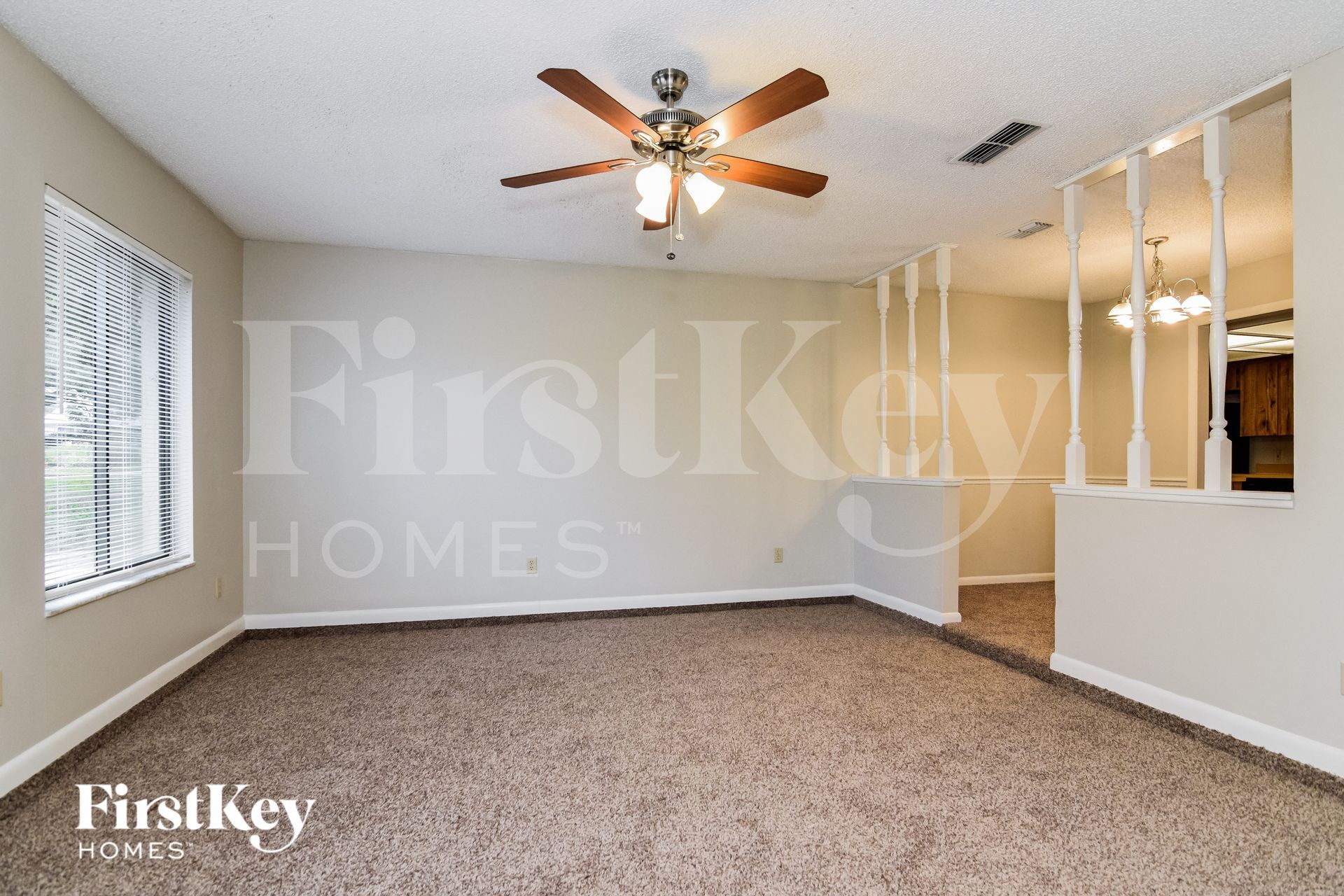 Building Photo - 5017 Kingswood Dr
