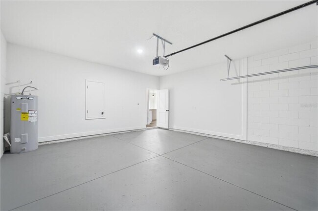 Building Photo - 2200 SW 156th Loop