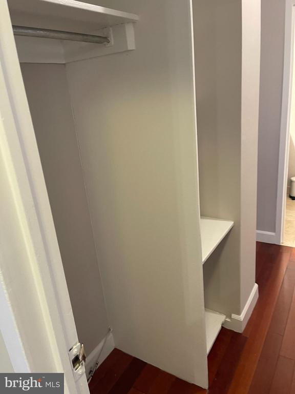 Building Photo - 950 25th St NW