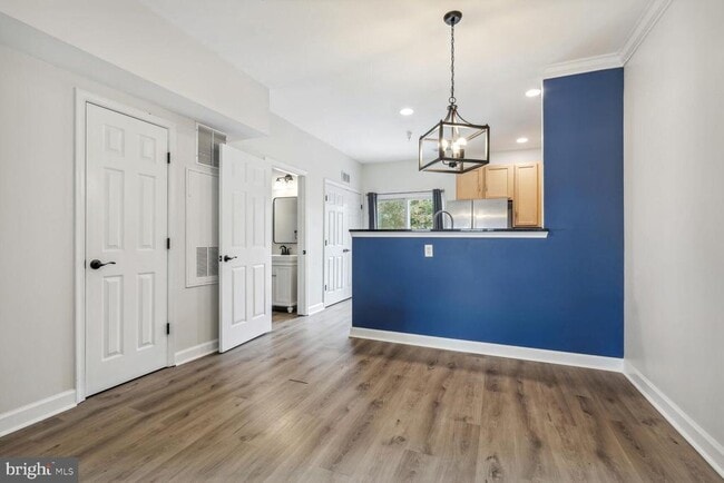 Building Photo - 42379 Goldenseal Square