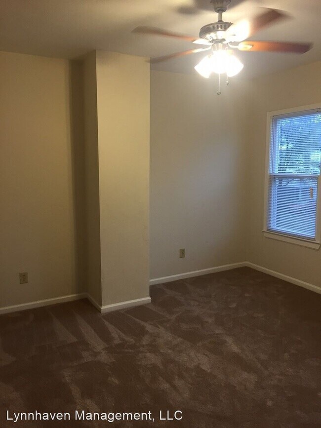 Building Photo - 1336 W 38th St