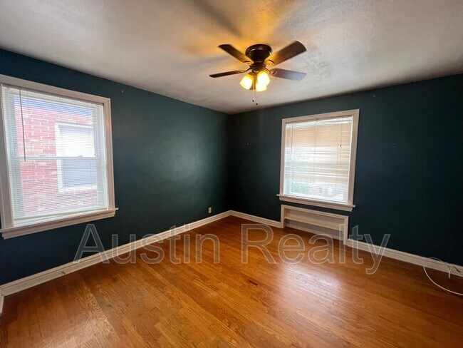 Building Photo - 5834 Nottingham Ave