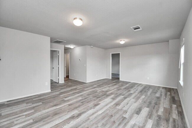 Building Photo - 5342 Prairie Dog Fork Ln