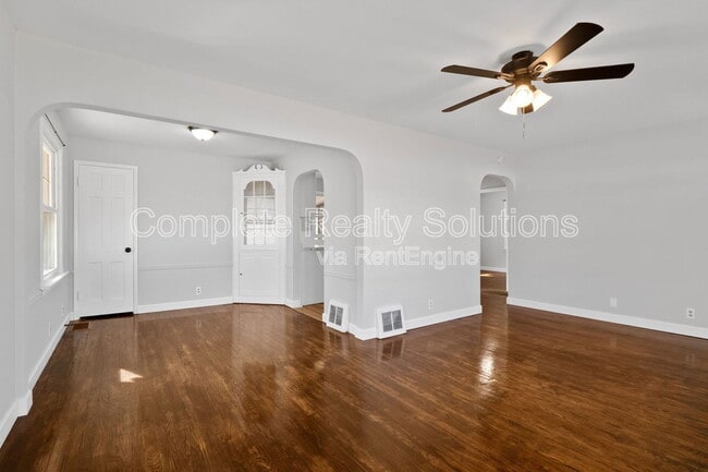 Building Photo - 8118 Blanchard Dr