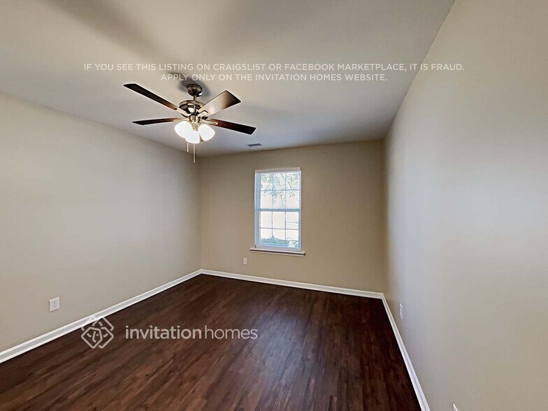 Building Photo - 500 Woodchase Green Dr