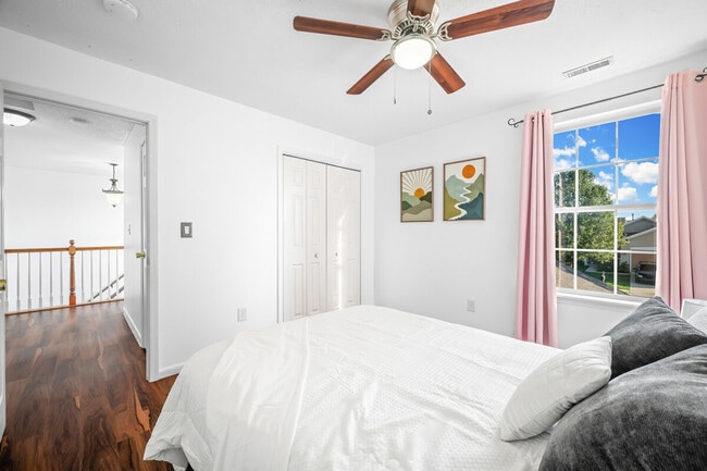 Building Photo - 2386 Meadow Bend Dr