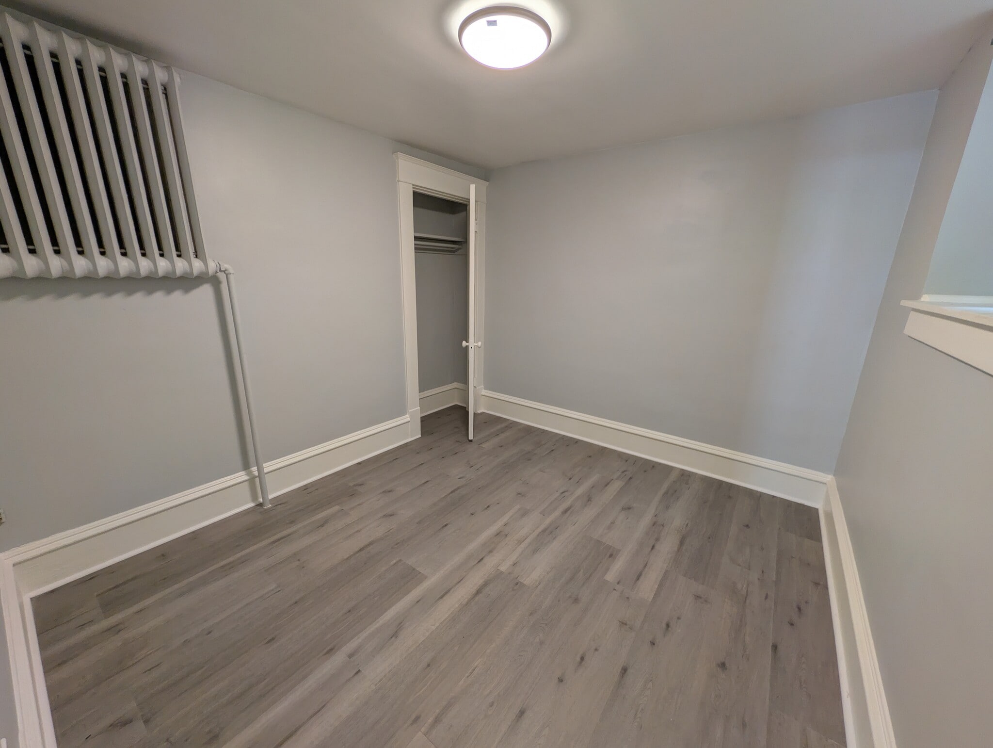 Bedroom - 220 Lloyd St