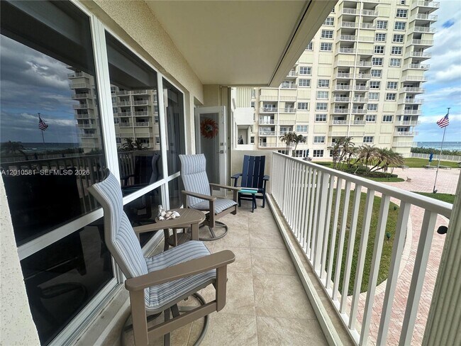 Building Photo - 750 N Ocean Blvd