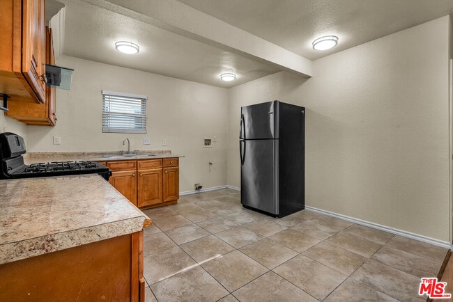 Building Photo - 3619 9th Ave