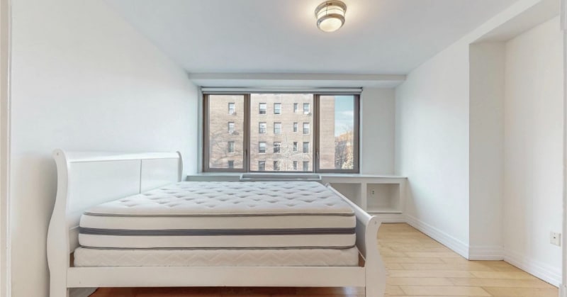 Building Photo - 64-05 Yellowstone Blvd