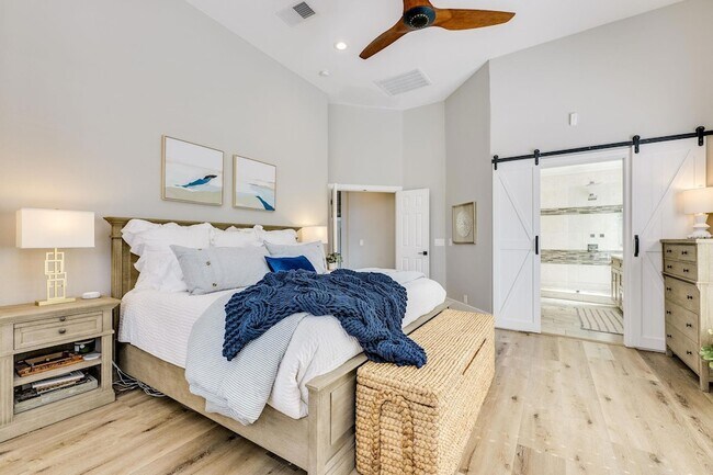 Building Photo - 12727 Cloud Mountain Crossing