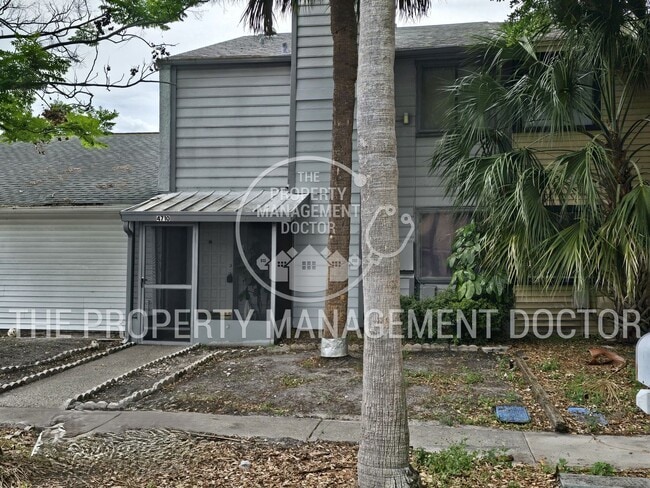 Building Photo - MOVE IN SPECIAL - 4BR/2.5BA Tampa Home | Dual Kitchen Areas, Private Bedroom & Fresh Updates