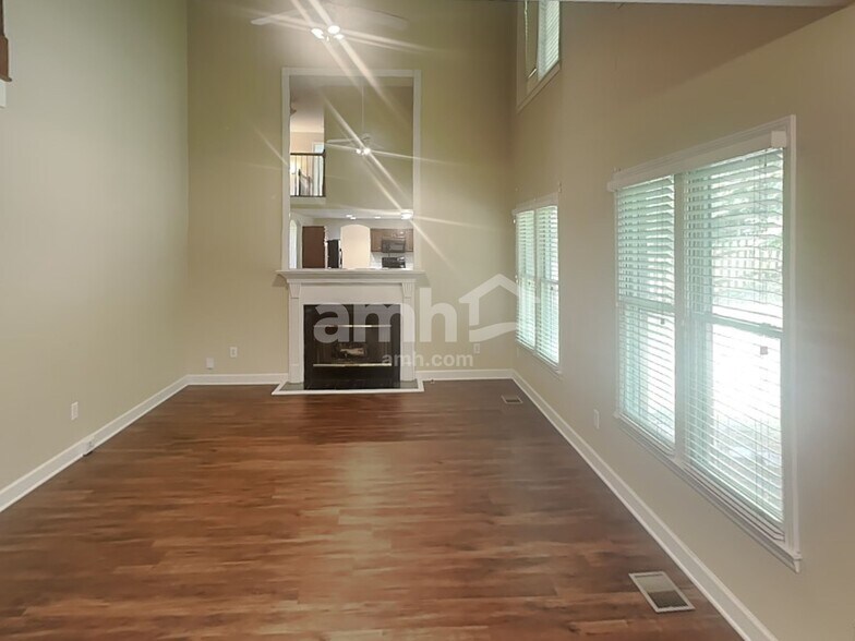 Building Photo - 3445 Harborwood Cir