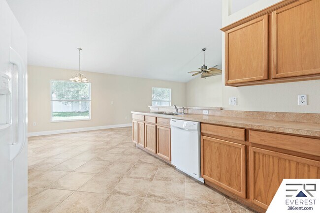 Building Photo - 9 Sea Beacon Pl