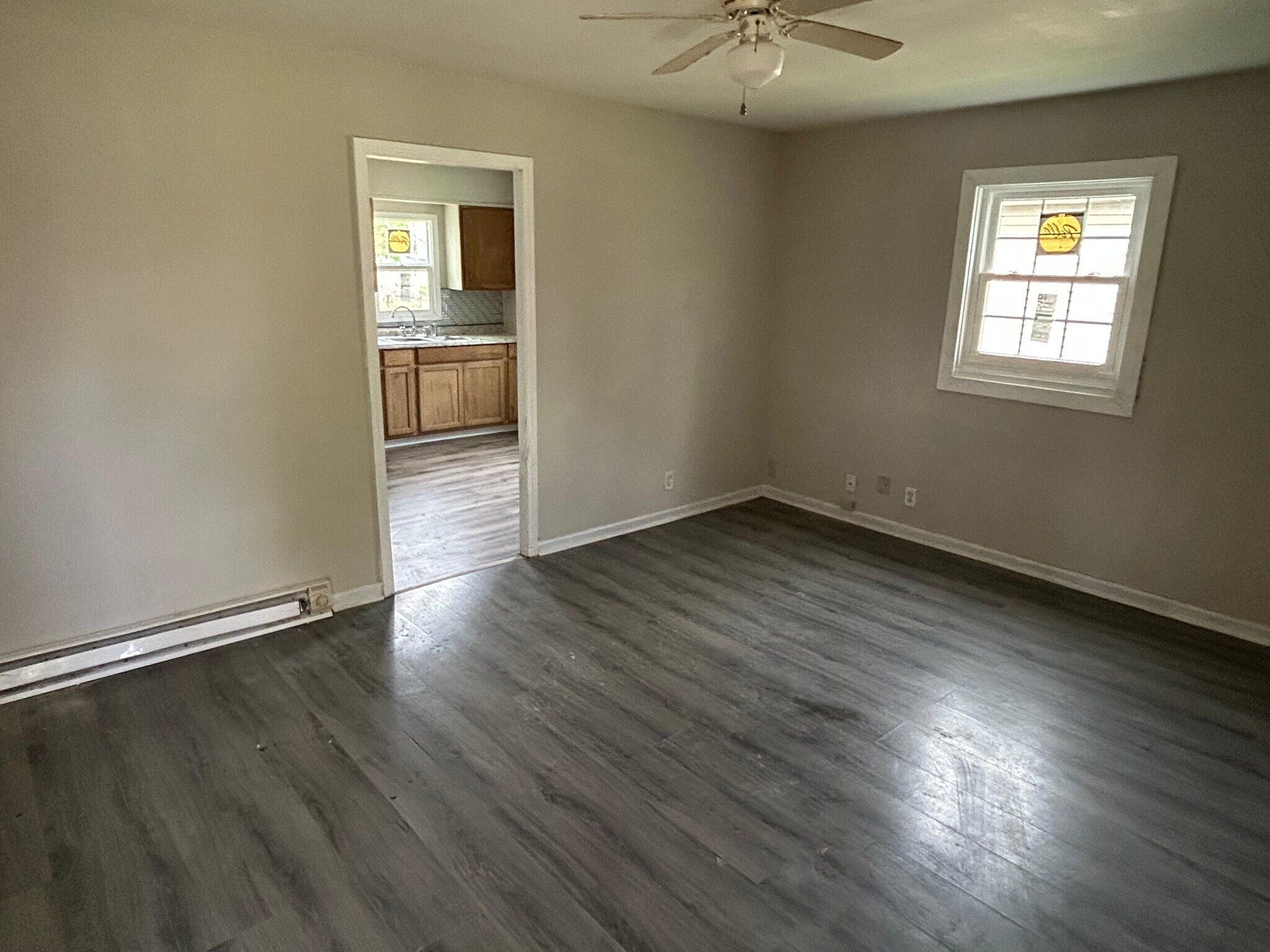 Building Photo - 2950 N Colorado Ave