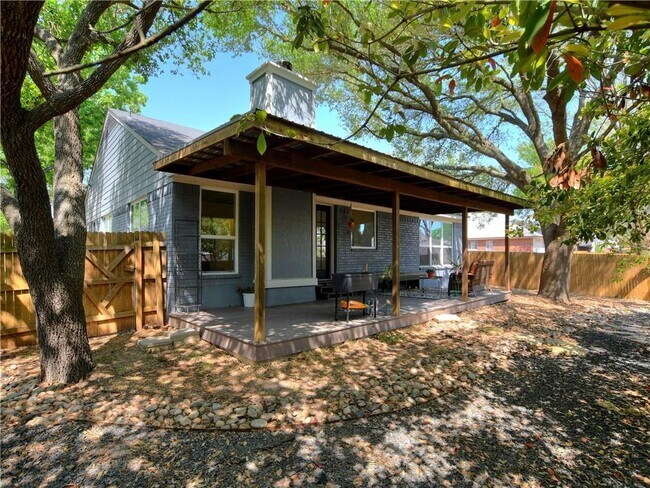 Building Photo - 1107 Hatteras Dr