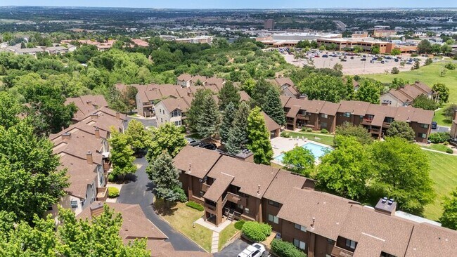 Building Photo - 953 Moorings Dr