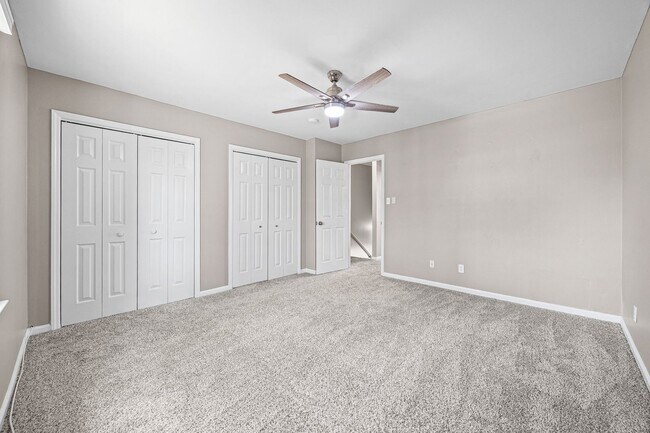 Building Photo - Beautifully updated 2-bed, 1.5 bath Condo in Winn Barr of Rock Hill!