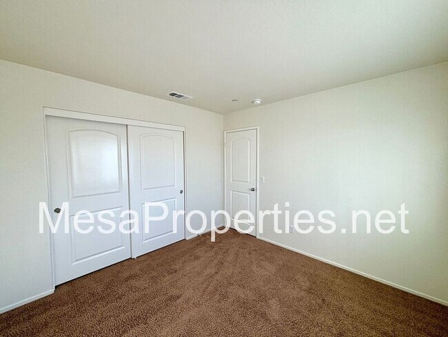 Building Photo - 14173 Mustang Cir