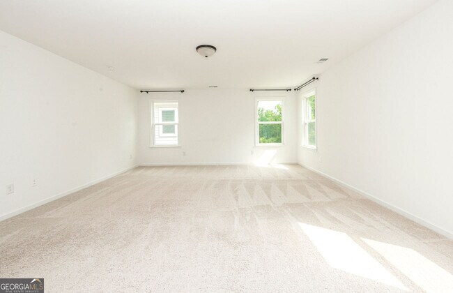 Building Photo - 5575 Coltman Dr