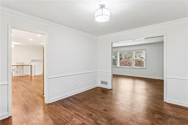 Building Photo - 1164 Fairfield Drive