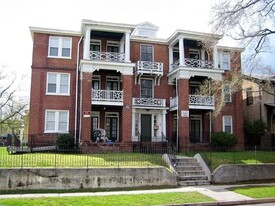 Building Photo - Renovated 2 Bedroom Apartment in Northside!