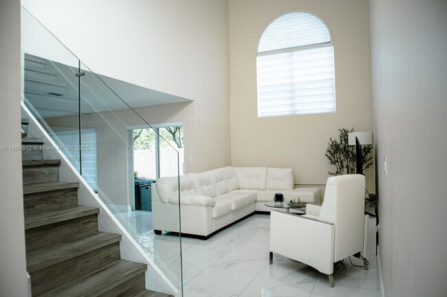 Building Photo - 9822 SW 93rd Terrace