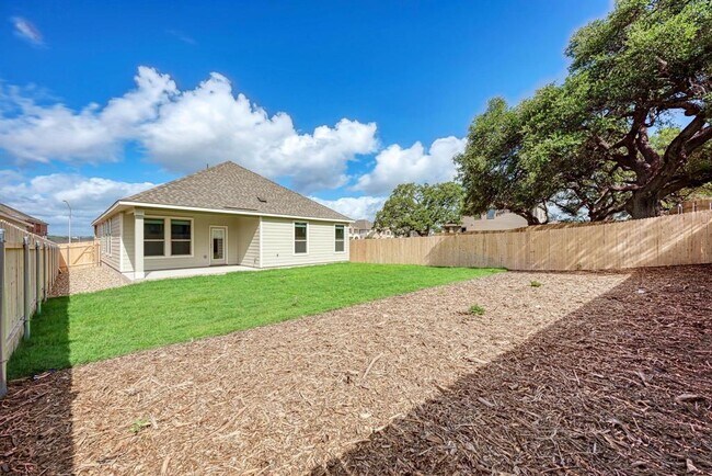 Building Photo - 1636 River Plateau Dr