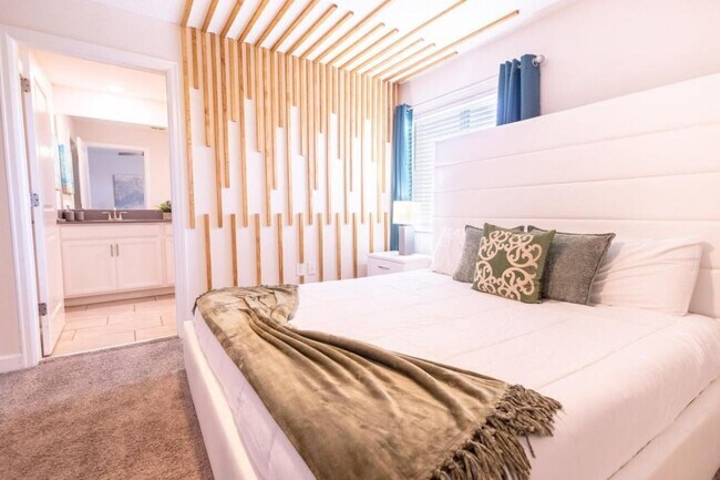 Building Photo - 8967 Cabot Cliffs Dr