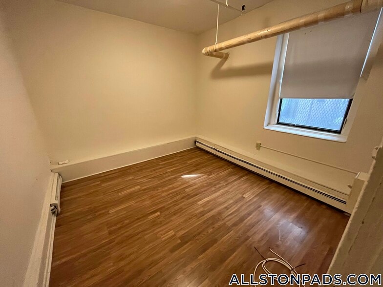 Building Photo - 1144 Commonwealth Ave