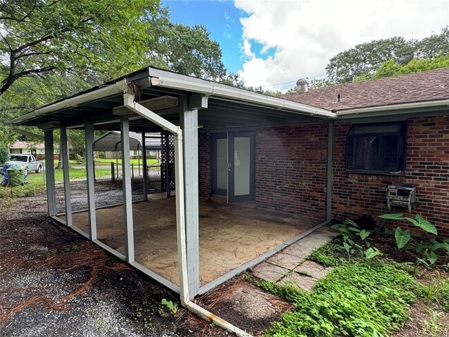 Building Photo - 768 Marquette Dr