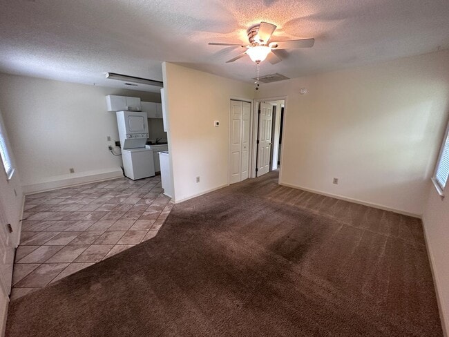 Building Photo - 928 Bonham Ave