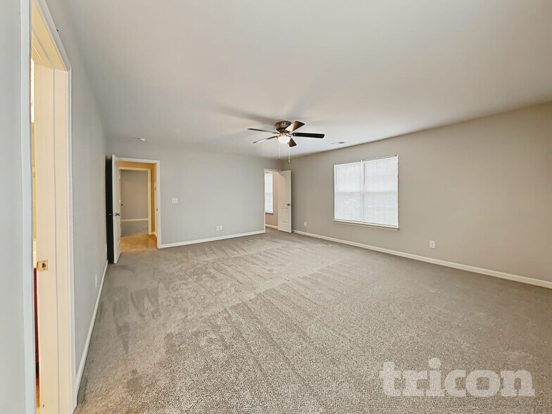 Building Photo - 1594 Weatherend Dr