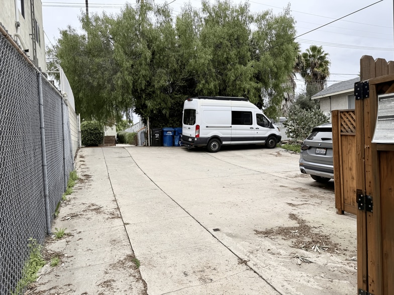 Designated Parking Area - 4228 Lockwood Ave